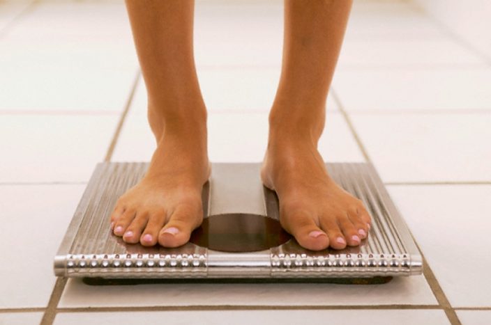 उपवास करते समय वजन कम होने से रोकें