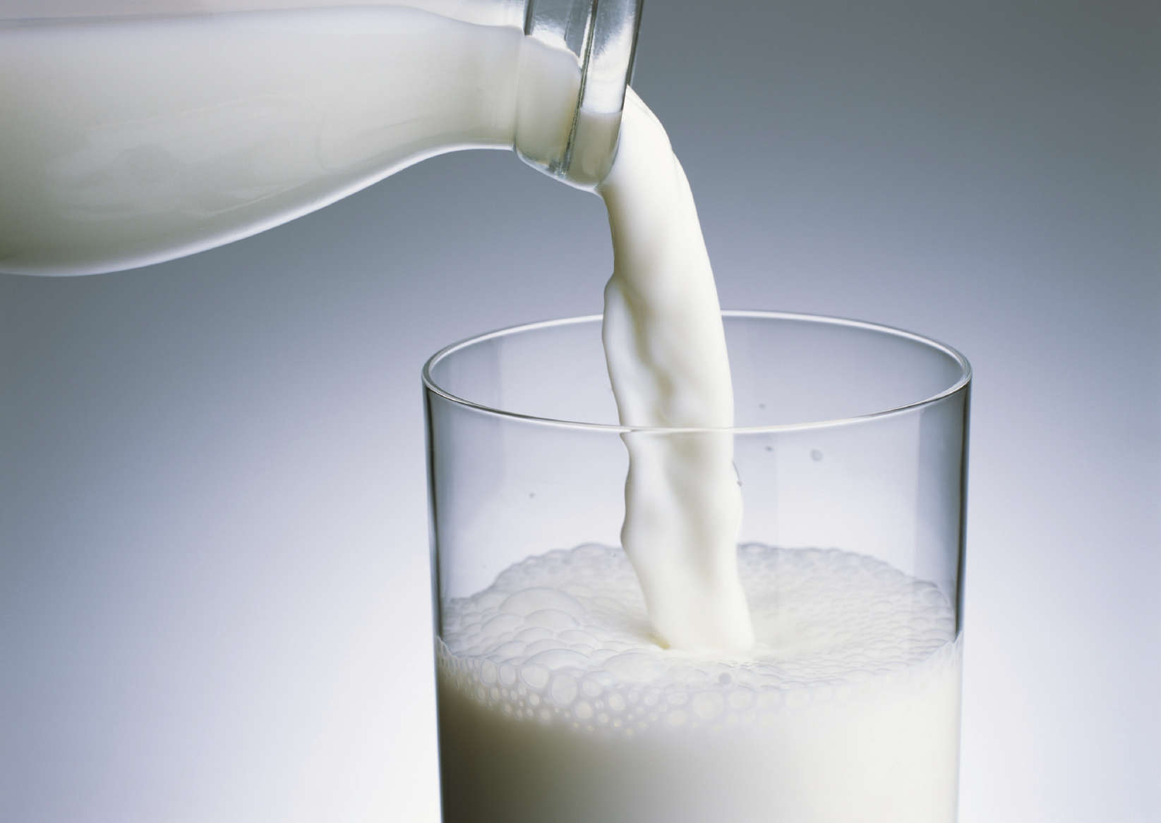 दूध प्रोटीन मुँहासे का कारण बनता है