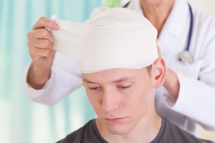 सिर की चोट के कारण मस्तिष्क की क्षति के लक्षण